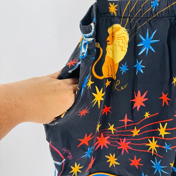 BedHead Cellestial Astrology Print Pajama Shorts 100% Silk with Pockets Size XL - Picture 6 of 7